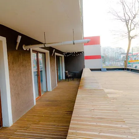 Transylvanian Apt. W/ Lrg. Terrace And Parking - Karpatenhaus * Brasov