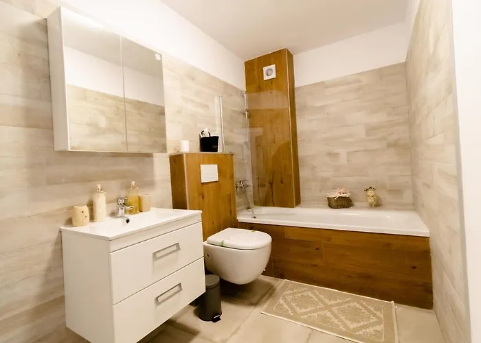 Apartment Transylvanian Apt. W/ Lrg. Terrace And Parking - Karpatenhaus