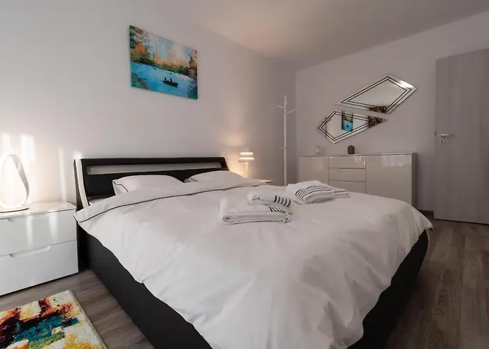 Appartement Transylvanian Apt. W/ Lrg. Terrace And Parking - Karpatenhaus Braşov